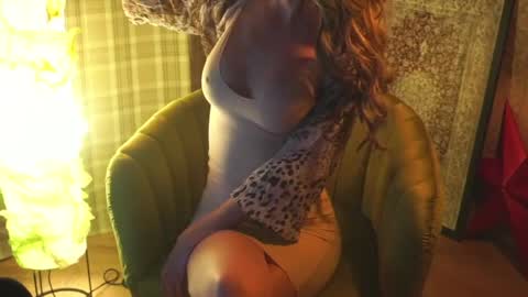 Red online show from April 18, 2026, 7:58 pm