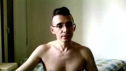 redstep0 online show from September 13, 2025, 12:05 pm