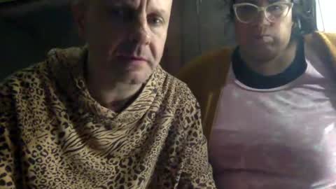 redwinelipss online show from October 28, 2025, 4:27 am