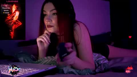 Red online show from June 7, 2026, 5:49 pm