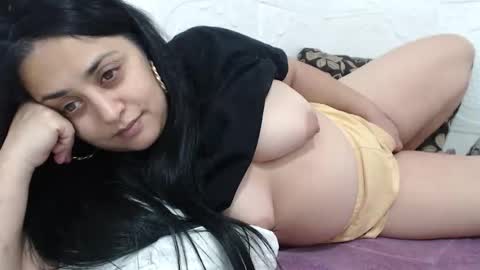 Reea online show from December 20, 2025, 8:38 pm