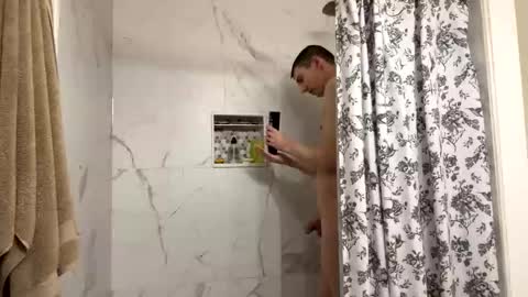 reelbigwang online show from October 9, 2025, 10:41 pm