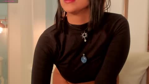 Snapshot of regina_noctixx chatting on April 22, 2026, 9:33 am Regina online show from April 22, 2026, 9:33 am