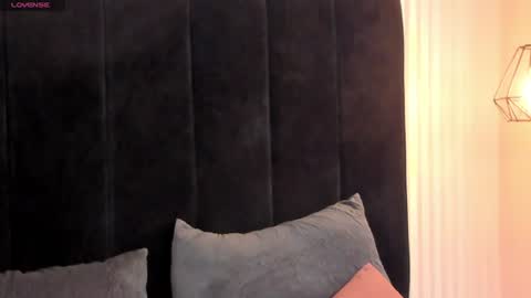 Snapshot of regina_noctixx chatting on July 20, 2026, 7:44 am Regina online show from July 20, 2026, 7:44 am