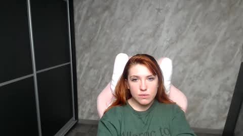 Snapshot of reginasmilee chatting on February 9, 2026, 6:12 pm Regina online show from February 9, 2026, 6:12 pm