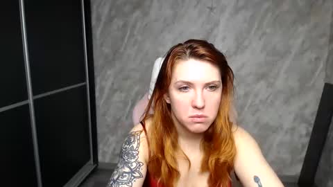 Snapshot of reginasmilee chatting on February 28, 2026, 4:57 am Regina online show from February 28, 2026, 4:57 am