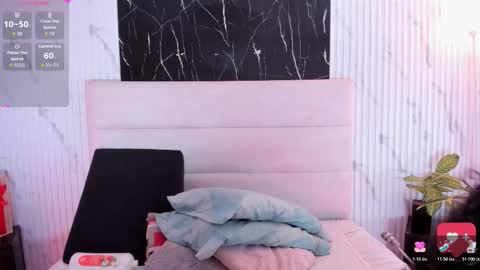 Snapshot of reginavegaa chatting on February 23, 2026, 11:40 am reginavegaa online show from February 23, 2026, 11:40 am