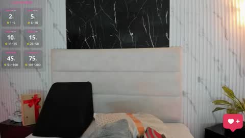 Snapshot of reginavegaa chatting on February 25, 2026, 11:42 am reginavegaa online show from February 25, 2026, 11:42 am