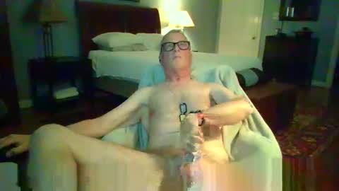 Snapshot of regularguynola chatting on May 16, 2026, 12:29 am RegularGuyNOLA online show from May 16, 2026, 12:29 am