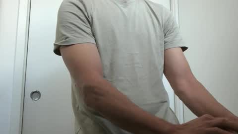 Snapshot of reharted chatting on October 18, 2025, 8:09 pm reharted online show from October 18, 2025, 8:09 pm