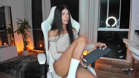  REICHEL  online show from January 18, 2025, 6:24 am