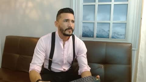   REIKO  online show from March 3, 2025, 7:49 pm