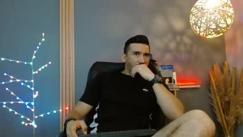   REIKO  online show from February 8, 2026, 3:04 pm