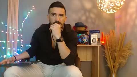   REIKO  online show from March 15, 2026, 2:23 pm