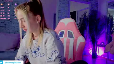 Snapshot of reina_cummings chatting on February 3, 2026, 7:24 am reina cummings online show from February 3, 2026, 7:24 am