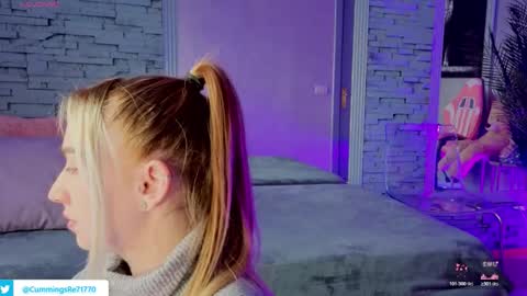 Snapshot of reina_cummings chatting on February 4, 2026, 7:36 am reina cummings online show from February 4, 2026, 7:36 am