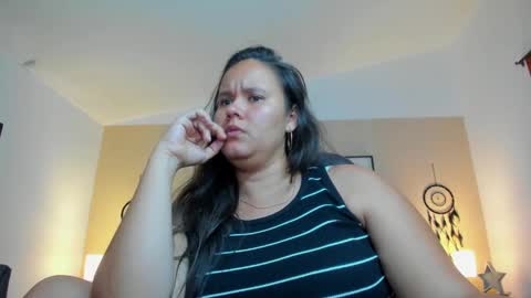 reina_loren online show from September 24, 2025, 8:56 pm