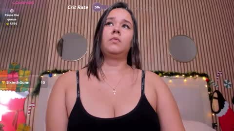 reina_loren online show from December 21, 2025, 8:10 am