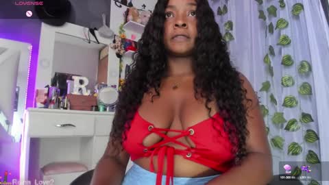 Reina online show from January 13, 2025, 8:15 pm