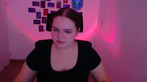 Reina online show from February 20, 2026, 1:11 pm