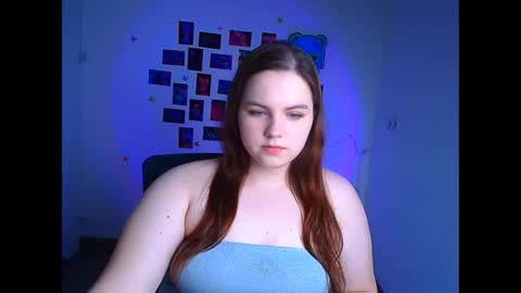 Reina online show from April 2, 2026, 5:27 am