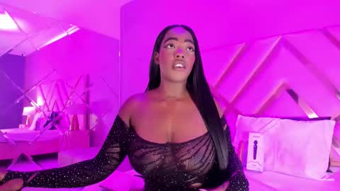 Miah online show from September 9, 2025, 3:50 am