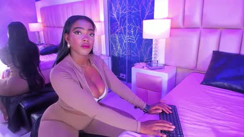 Miah online show from November 28, 2025, 12:08 pm