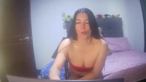 renata_hot1 online show from October 6, 2025, 10:07 pm