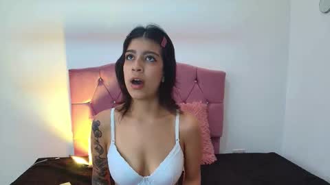 Snapshot of renata_velvet chatting on February 25, 2026, 11:42 am renata_velvet online show from February 25, 2026, 11:42 am