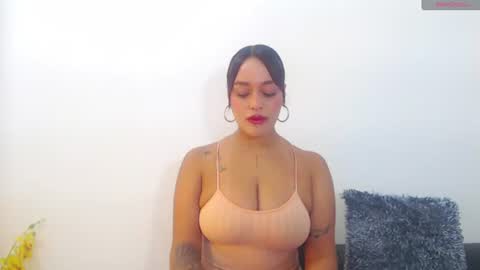 Snapshot of renatabrownn28 chatting on July 15, 2026, 8:30 am renatabrownn28 online show from July 15, 2026, 8:30 am