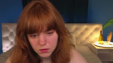 Snapshot of reneefoxy_ chatting on June 6, 2026, 1:21 am reneefoxy_ online show from June 6, 2026, 1:21 am