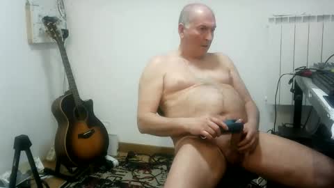 Snapshot of renefr chatting on March 11, 2025, 11:59 pm renefr online show from March 11, 2025, 11:59 pm