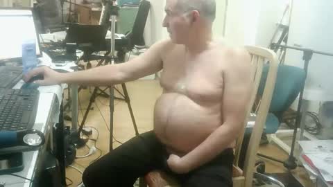 renefr online show from December 15, 2025, 10:36 pm