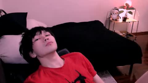 Snapshot of rennuts chatting on November 7, 2025, 5:57 pm rennuts online show from November 7, 2025, 5:57 pm