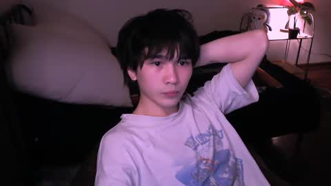 Snapshot of rennuts chatting on November 15, 2025, 6:55 am rennuts online show from November 15, 2025, 6:55 am