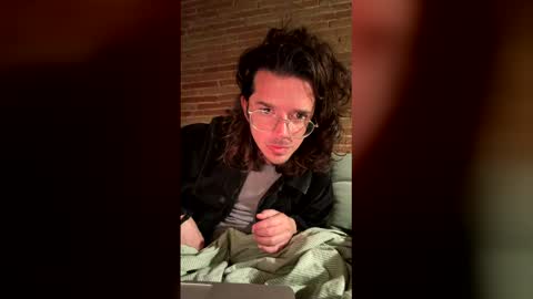 Snapshot of renzo_899 chatting on March 1, 2026, 3:19 am Renzo online show from March 1, 2026, 3:19 am