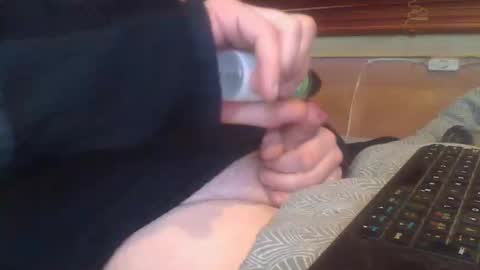 Snapshot of reodorfelgen chatting on October 19, 2025, 9:37 pm Reodor online show from October 19, 2025, 9:37 pm