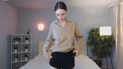 Laura online show from February 9, 2025, 4:29 pm