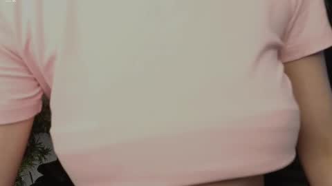 Laura online show from March 11, 2025, 1:01 pm
