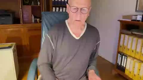 Snapshot of reteid chatting on November 11, 2025, 7:08 am reteid online show from November 11, 2025, 7:08 am