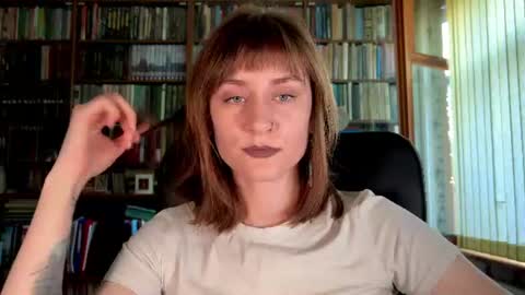 Snapshot of retromarie chatting on June 27, 2026, 3:28 pm Rie online show from June 27, 2026, 3:28 pm
