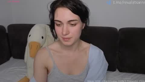 Snapshot of revalation_ chatting on July 10, 2026, 4:20 pm Ewiwi online show from July 10, 2026, 4:20 pm