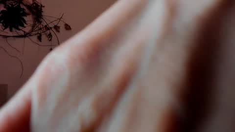 revealyourdarkdesires online show from March 17, 2026, 6:17 am