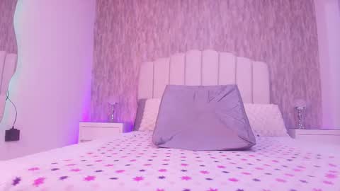 Snapshot of reven_lilith chatting on February 27, 2026, 3:06 am REVEN online show from February 27, 2026, 3:06 am