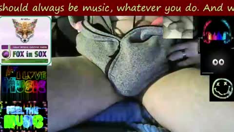 Snapshot of revilo80 chatting on February 14, 2025, 2:50 am revilo80 online show from February 14, 2025, 2:50 am