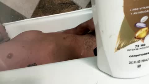 Snapshot of revolvingdoor1818 chatting on February 10, 2026, 6:39 am revolvingdoor1818 online show from February 10, 2026, 6:39 am