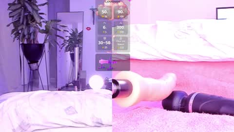 Snapshot of revy_black69 chatting on February 25, 2025, 12:03 am Rebecca y sarih online show from February 25, 2025, 12:03 am