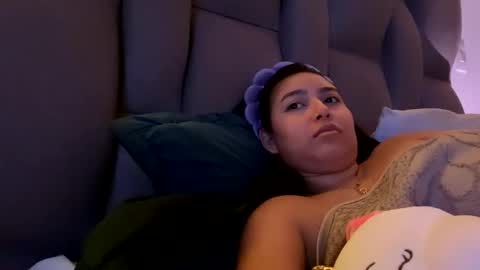 Rexa y blade  online show from September 29, 2025, 5:45 am