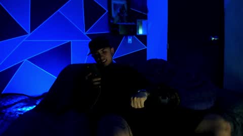 Rey online show from January 7, 2025, 6:35 pm