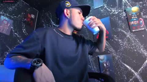 Rey online show from February 22, 2025, 3:34 am